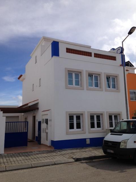 Alex Surf Hostel Baleal Exterior photo